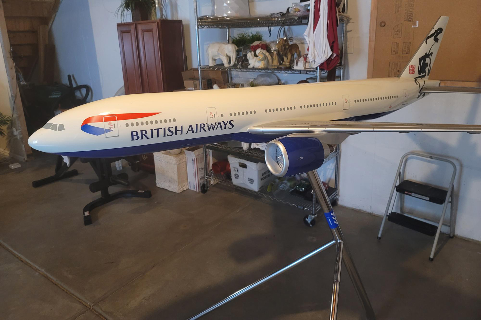 Space Models 1/36 British Airways Hong Kong Boeing 777-200 model for sale