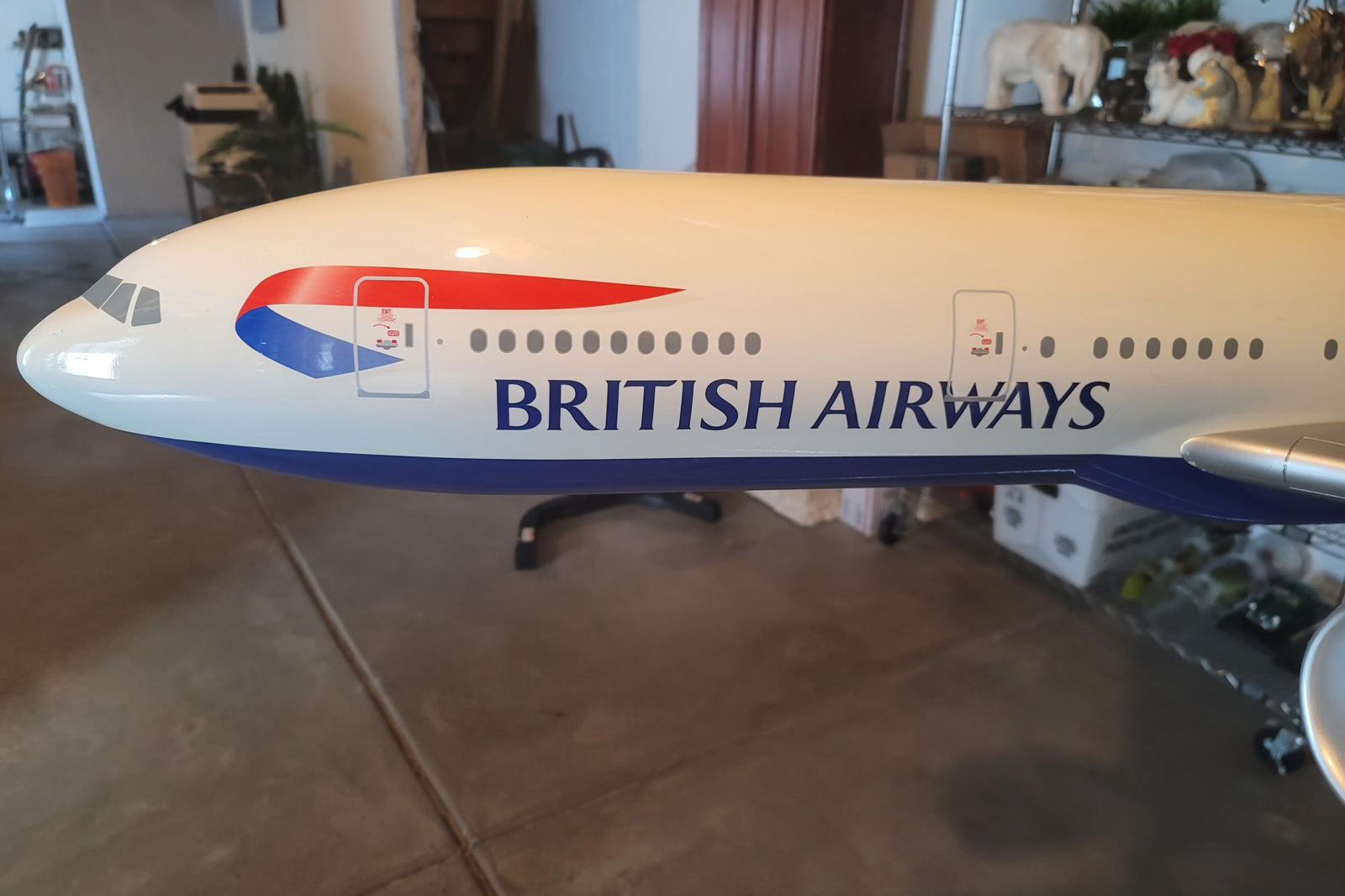 Space Models 1/36 British Airways Hong Kong Boeing 777-200 model for sale