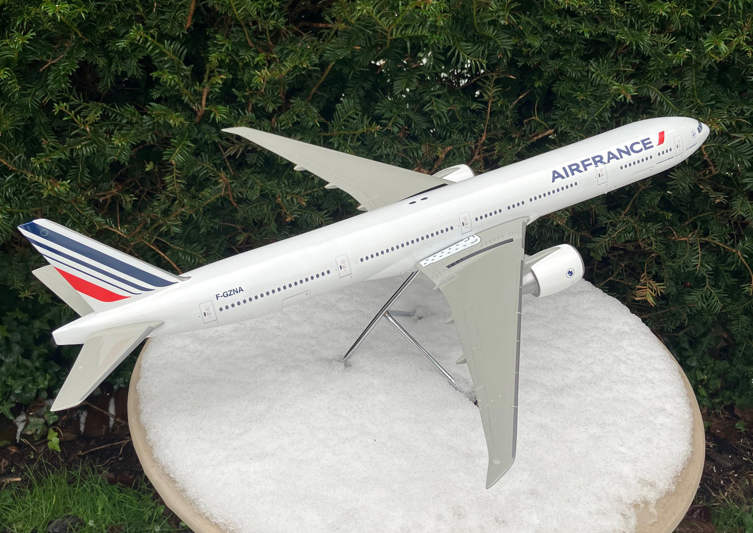 GB Models 1/100 Air France Boeing 777-300ER model for sale