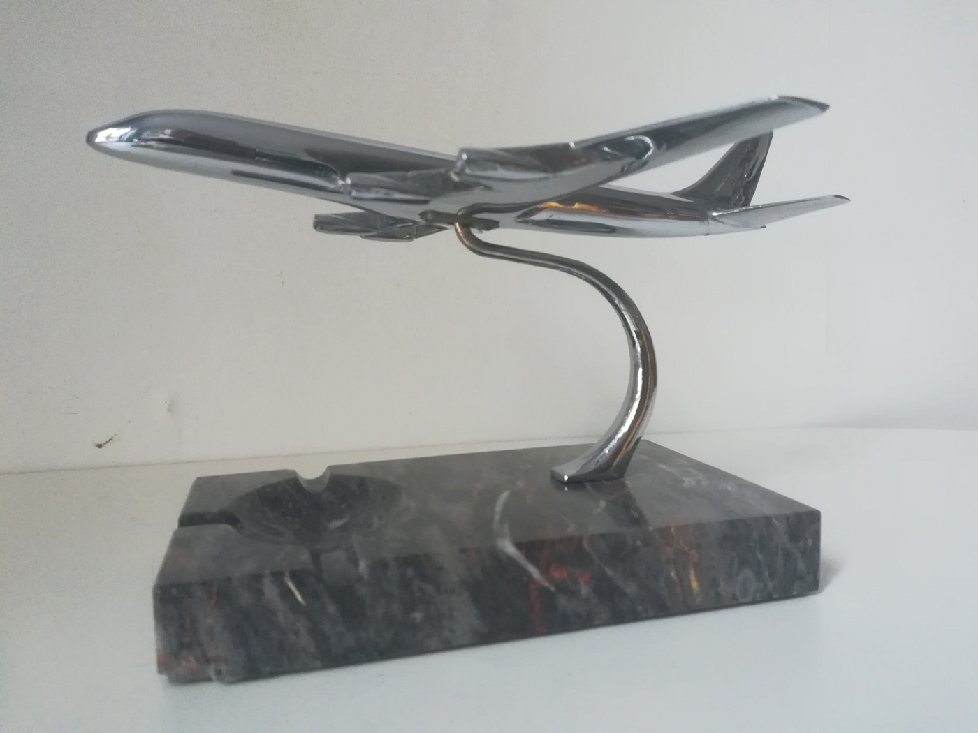 Alitalia Douglas DC-8 Ashtray model