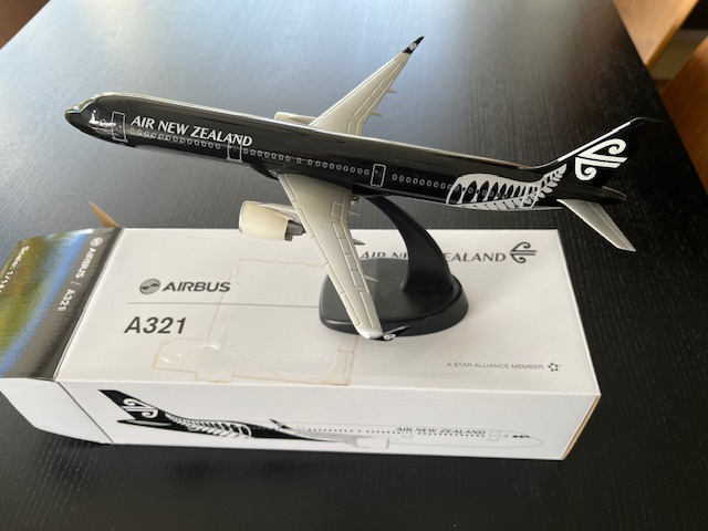 Pacmin 1/144 Air New Zealand Airbus A321 model for sale