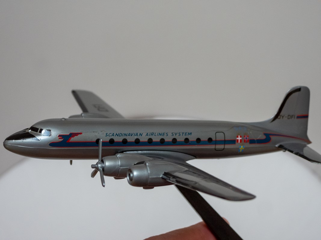 1/200 SAS Douglas DC-4