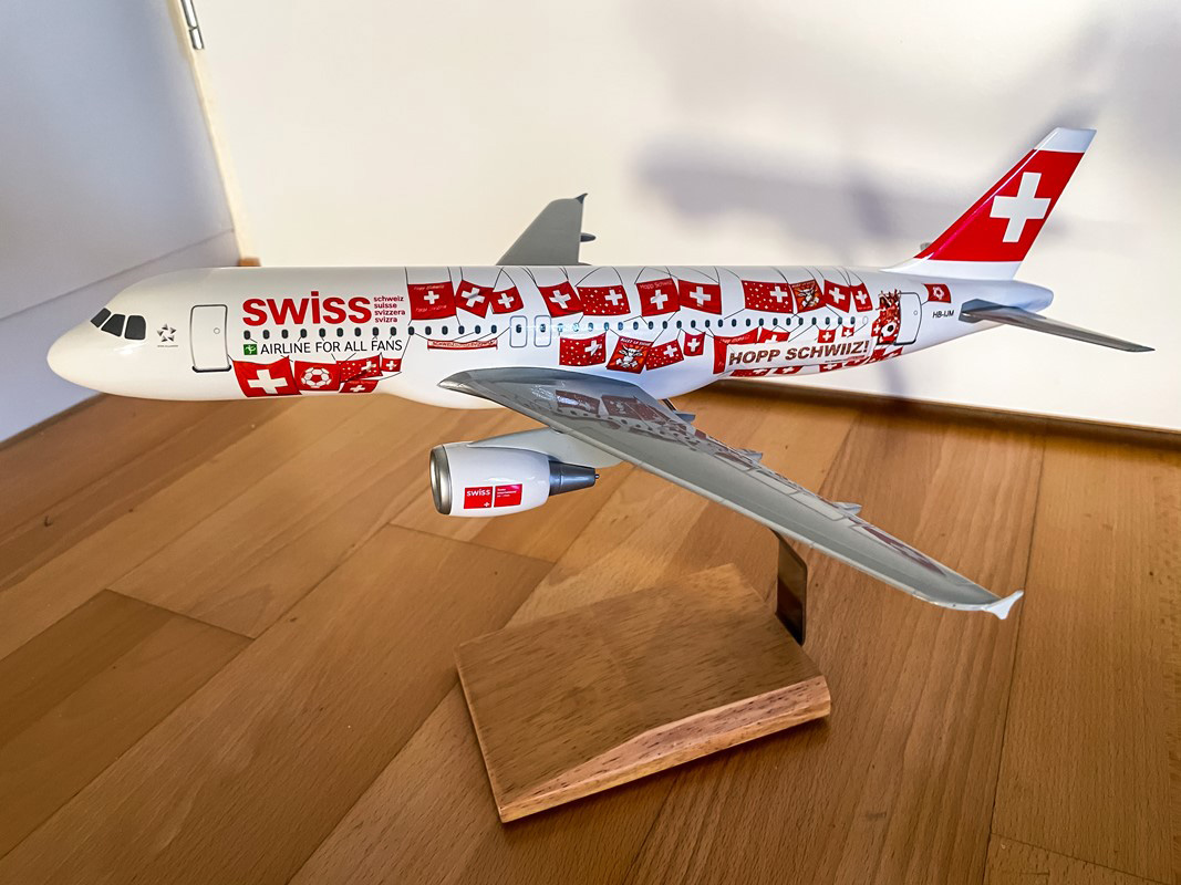 1/100 Swiss Airbus A320