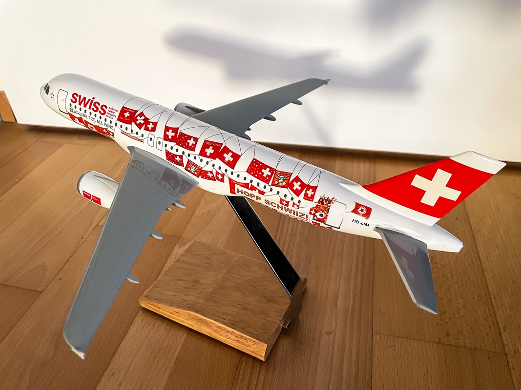 1/100 Swiss Airbus A320