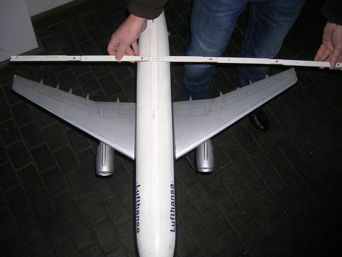 Space Models 1/50 Lufthansa Airbus A300