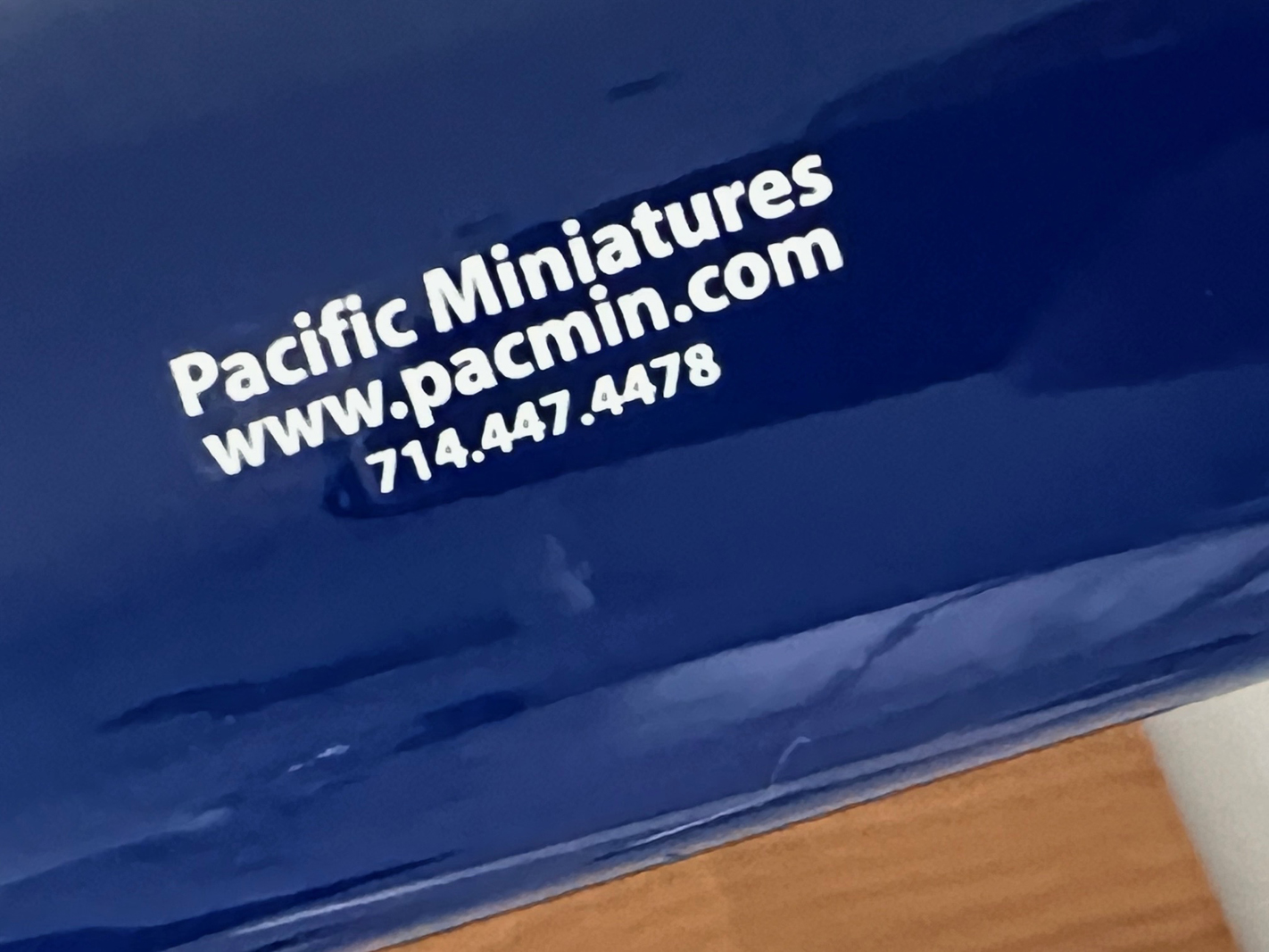 Pacmin 1/55 Bombardier Q400 model for sale