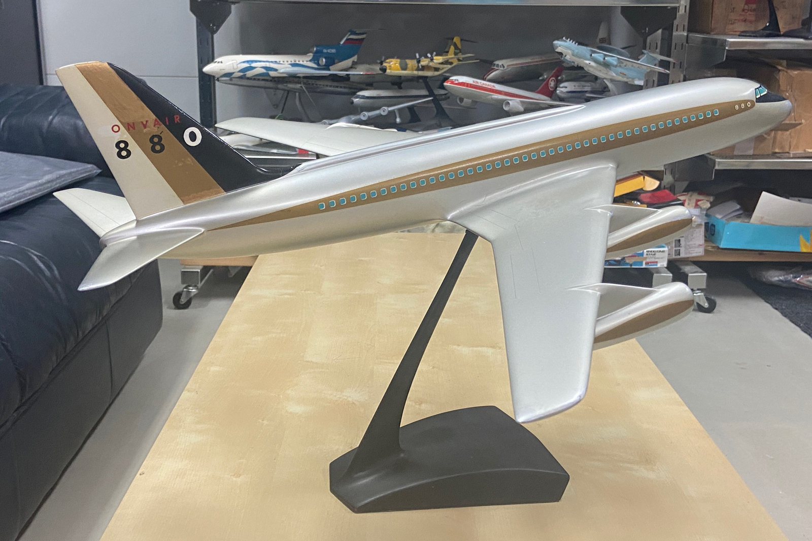 1/50 Convair 880 Factory model for sale