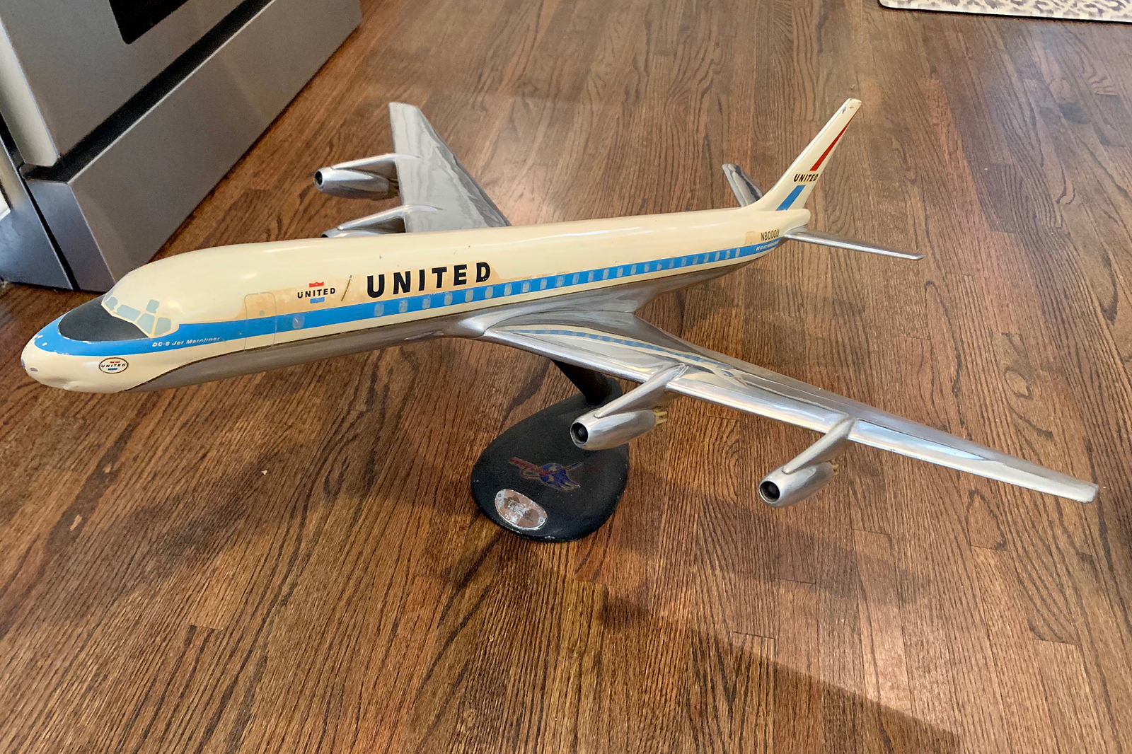 Douglas Factory Model DFM 1/50 United Airlines Douglas DC-8