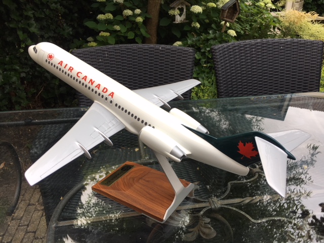 Pacmin 1/72 Air Canada Fokker F100