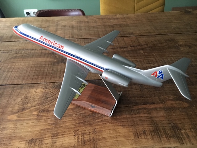 Pacmin 1/72 American Airlines Fokker F-100