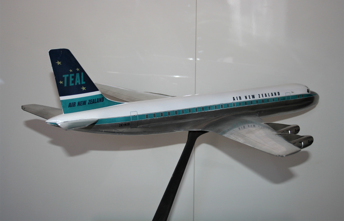 Mecater Spain 1/70 Air New Zealand TEAL Douglas DC-8