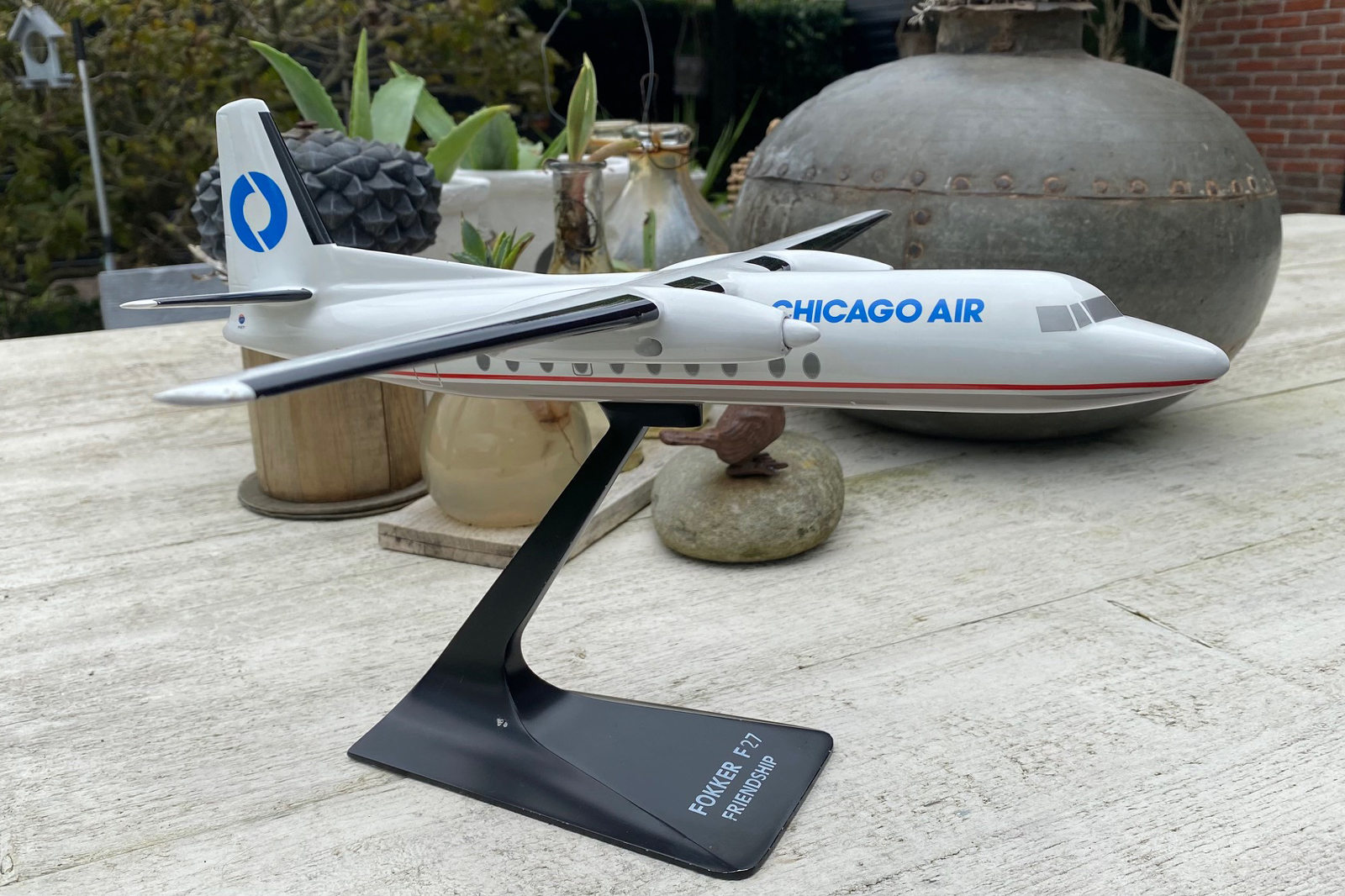 IMC 1/72 Chicago Air Fokker F-27 Friendship model for sale