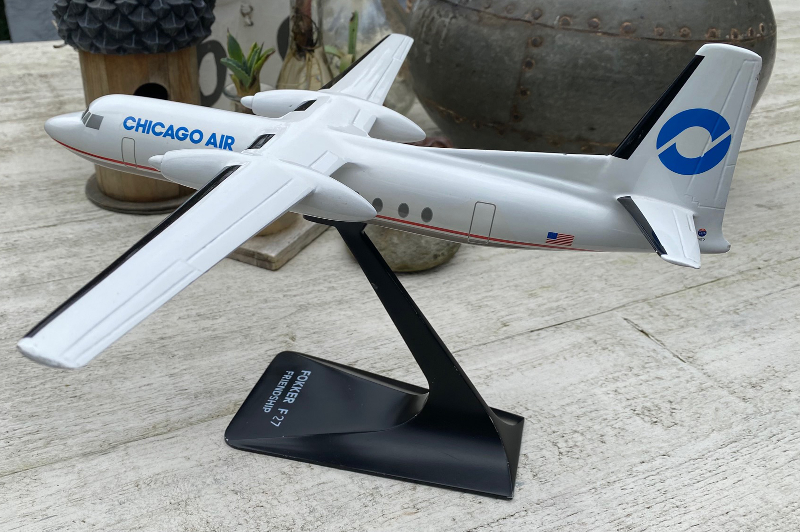 IMC 1/72 Chicago Air Fokker F-27 Friendship model for sale