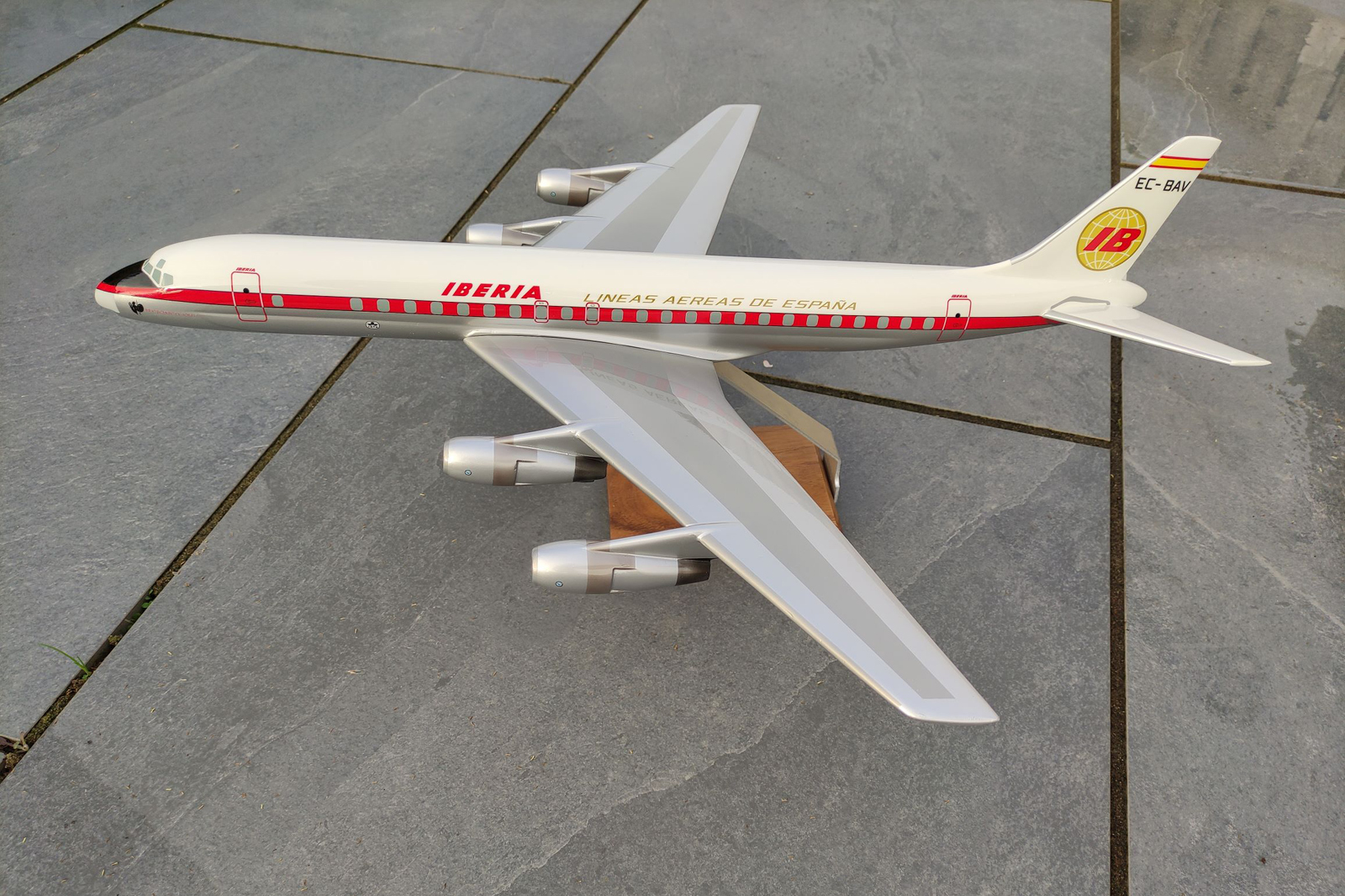 West Coast Aviation Models 1/72 Iberia Douglas DC-8-52 model for sale