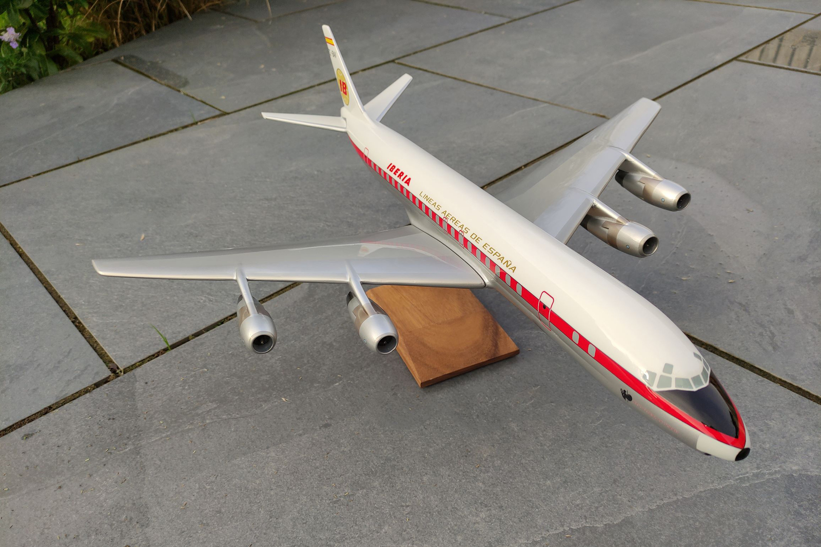 West Coast Aviation Models 1/72 Iberia Douglas DC-8-52 model for sale