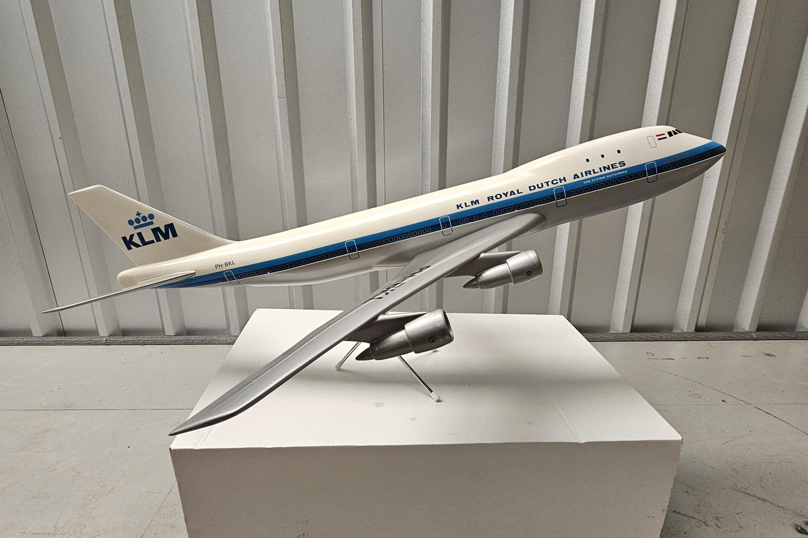 Skyland Models 1/72 KLM Boeing 747 model for sale