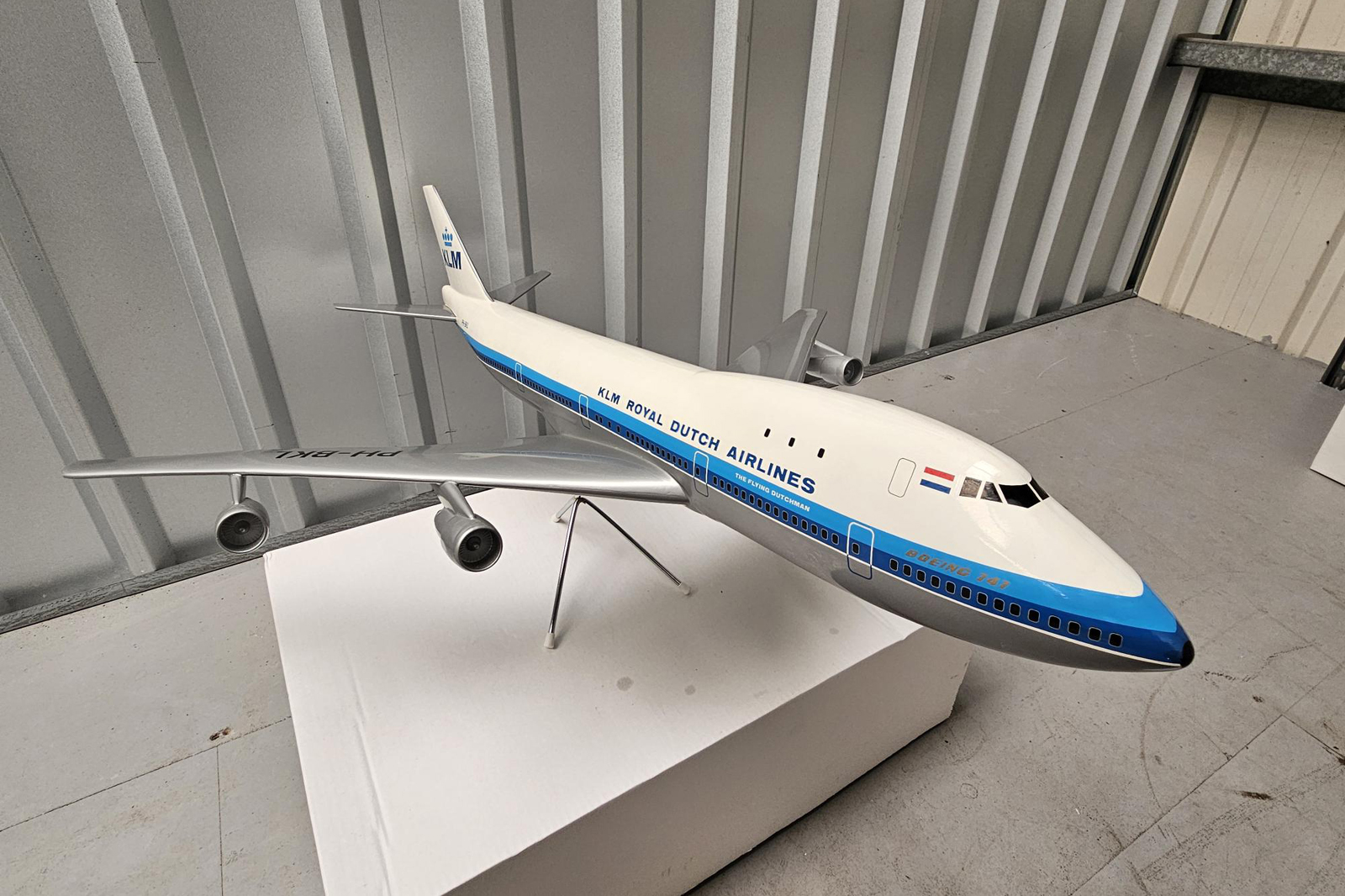 Skyland Models 1/72 KLM Boeing 747 model for sale