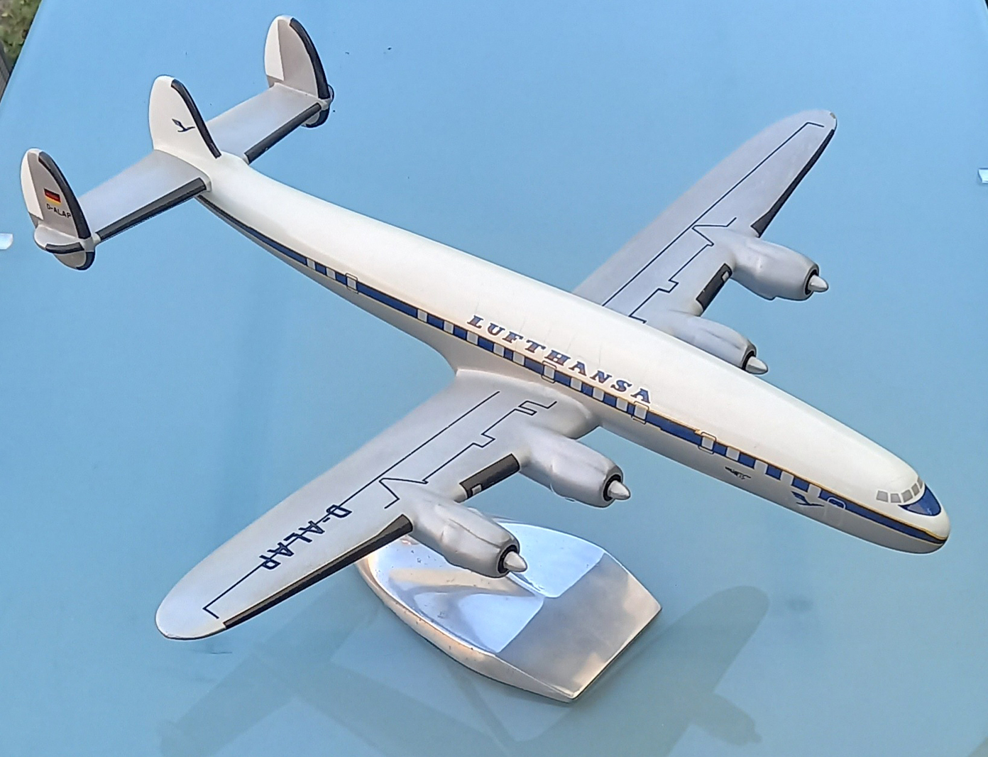 Old restoration 1/70 Peter Nelson Lockheed L1049 Constellation