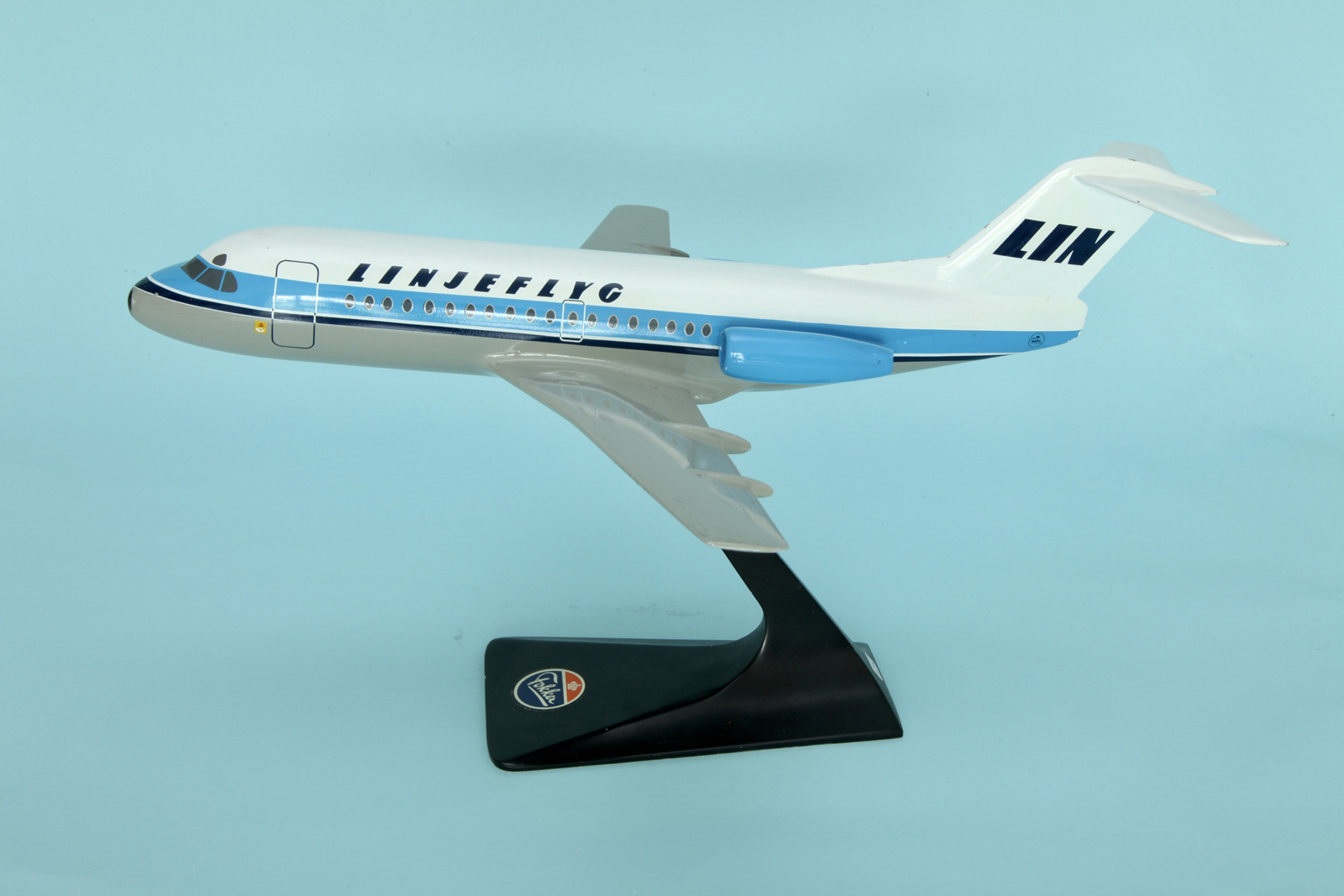 Verkuyl 1/72 Lynjeflyg Fokker F-28-1000 model for sale