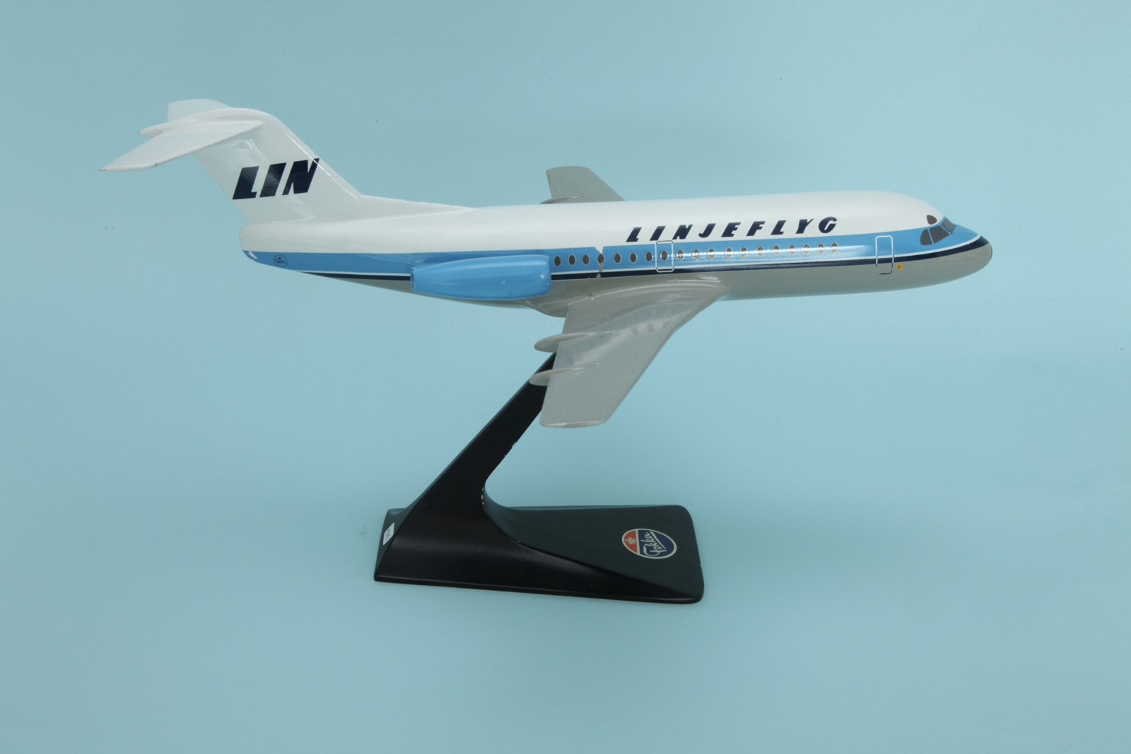 Verkuyl 1/72 Lynjeflyg Fokker F-28-1000 model for sale