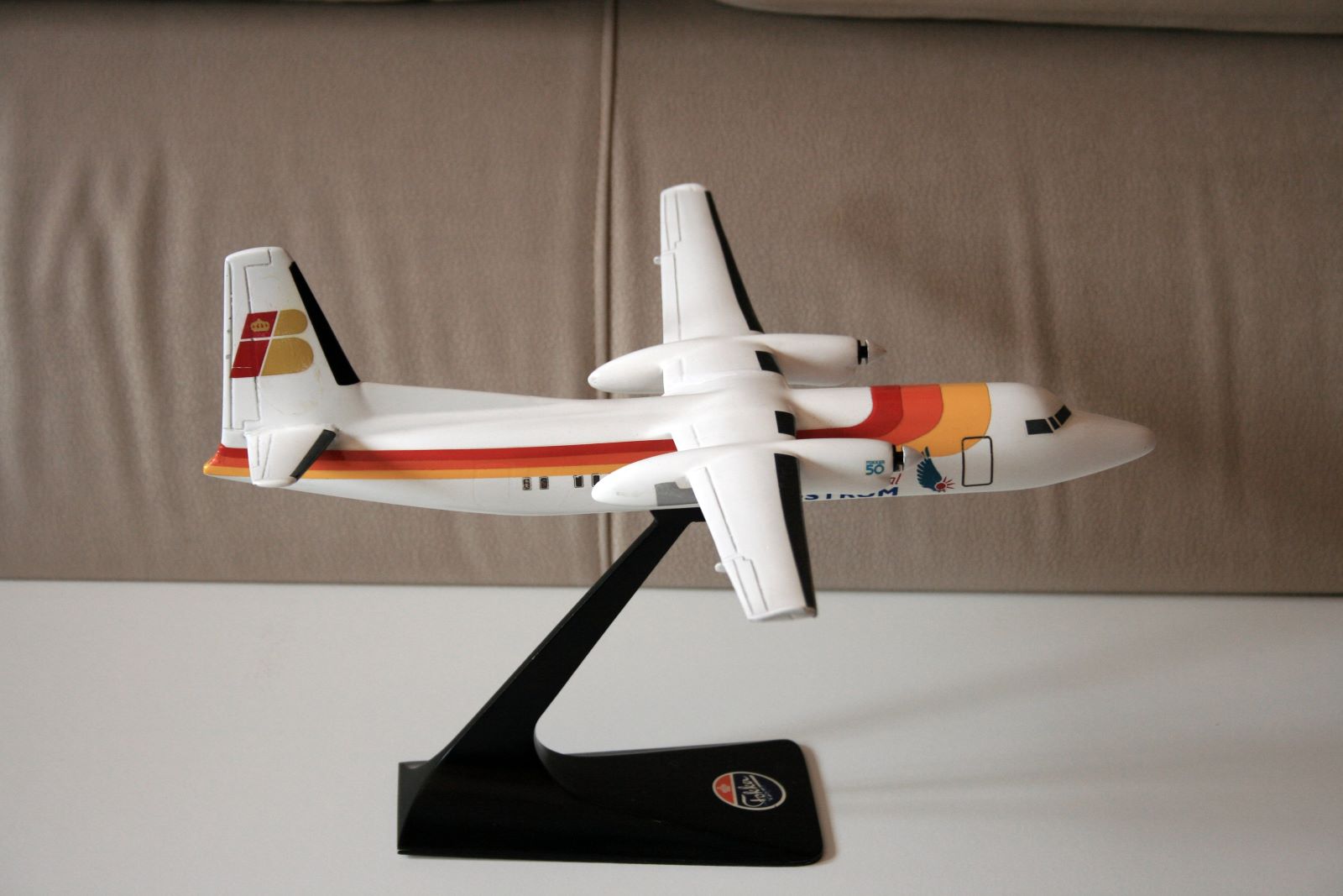 IMC 1/72 Air Nostrum Fokker F-50