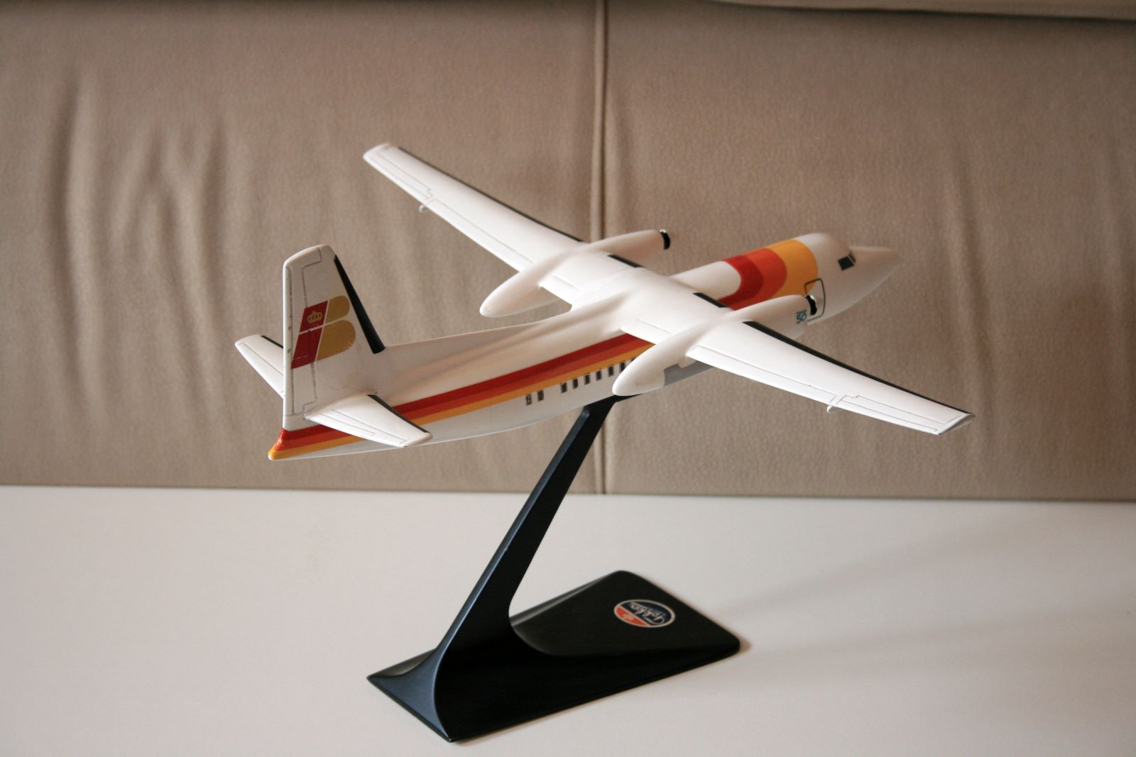 IMC 1/72 Air Nostrum Fokker F-50