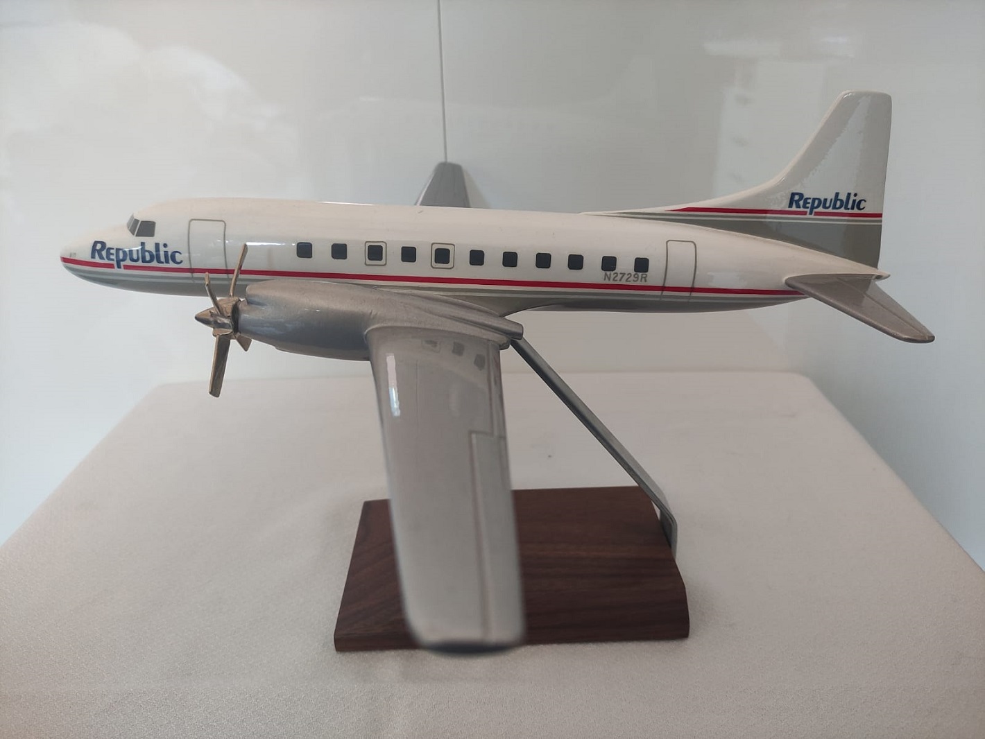 Atlantic Models 1/72 Republic Convair CV-580