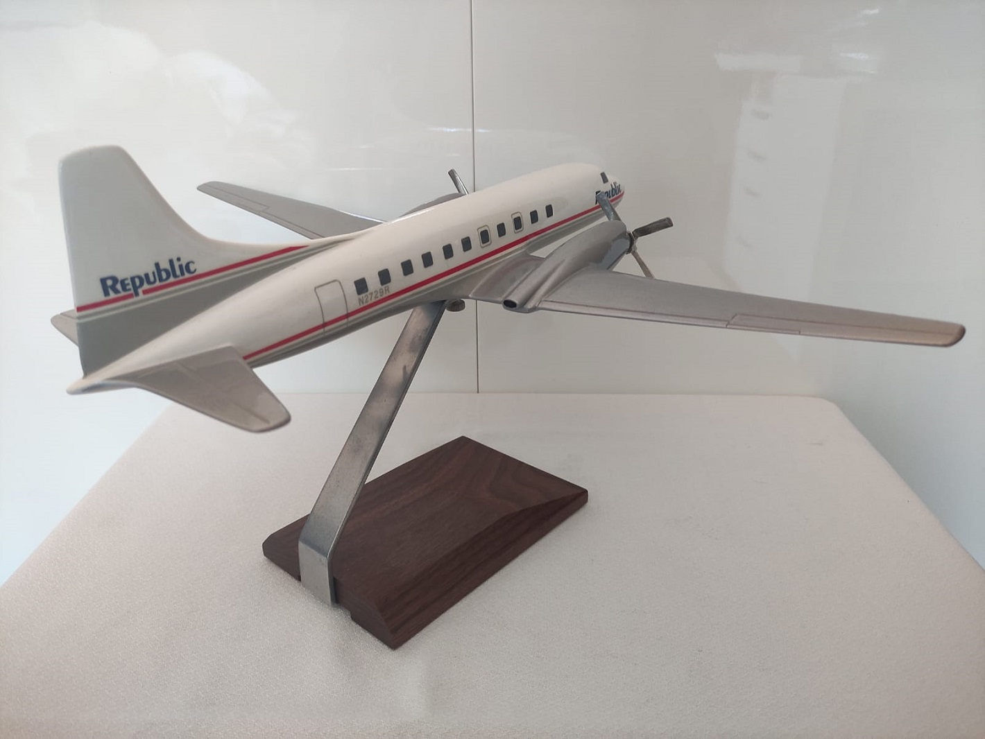 Atlantic Models 1/72 Republic Convair CV-580