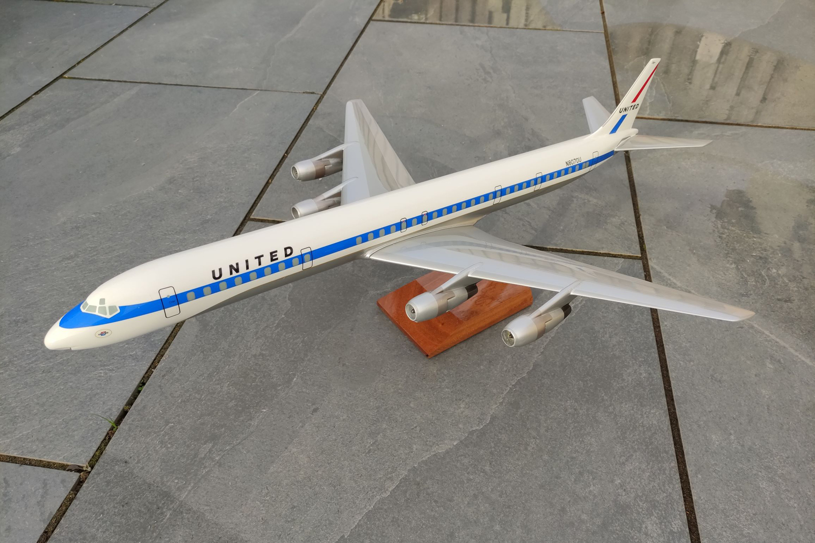 West Coast Aviation Models 1/72 United Douglas DC-8-61 model for sale