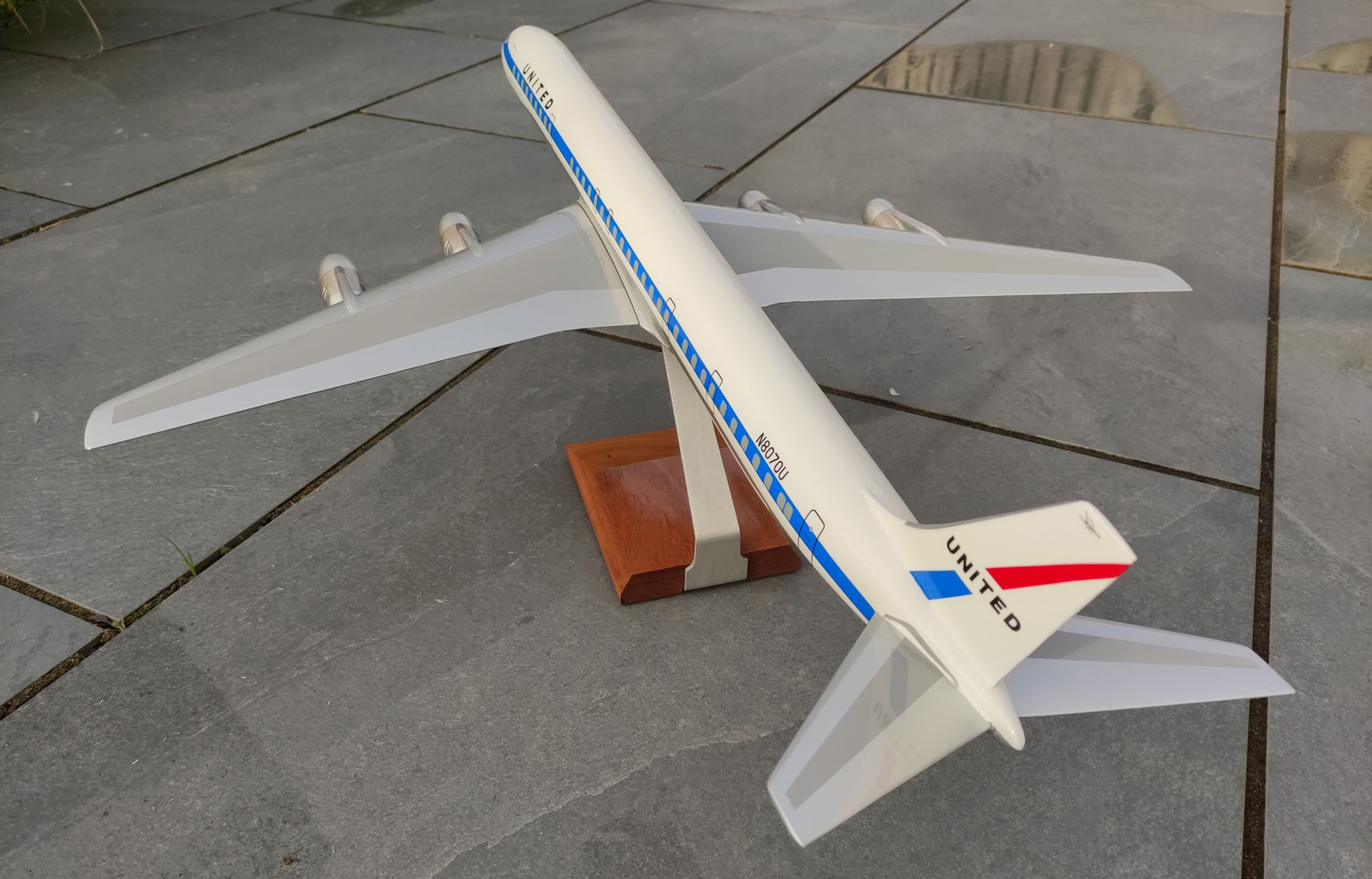 West Coast Aviation Models 1/72 United Douglas DC-8-61 model for sale