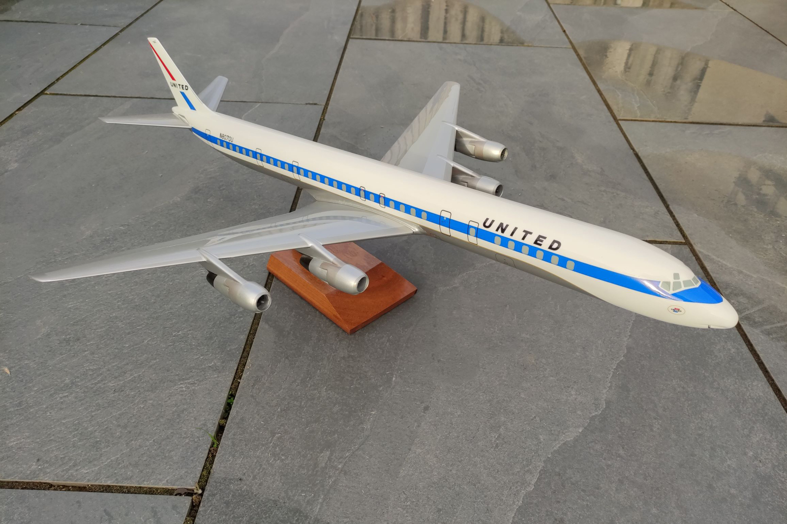 West Coast Aviation Models 1/72 United Douglas DC-8-61 model for sale