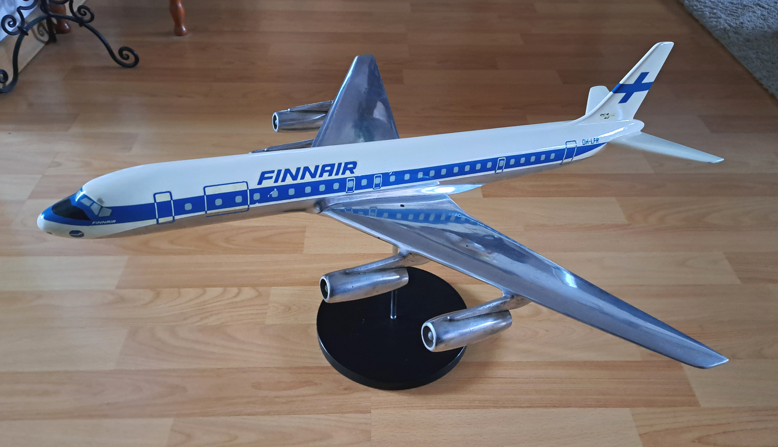 Douglas Factory Model DFM 1/72 Finnair Douglas DC-8 model for sale