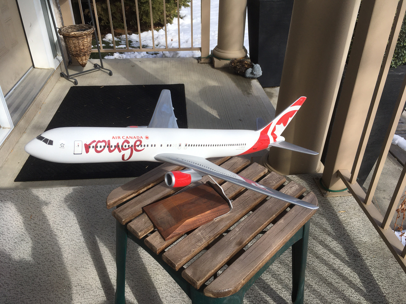 1/100 Air Canada Rouge Boeing 767 model for sale