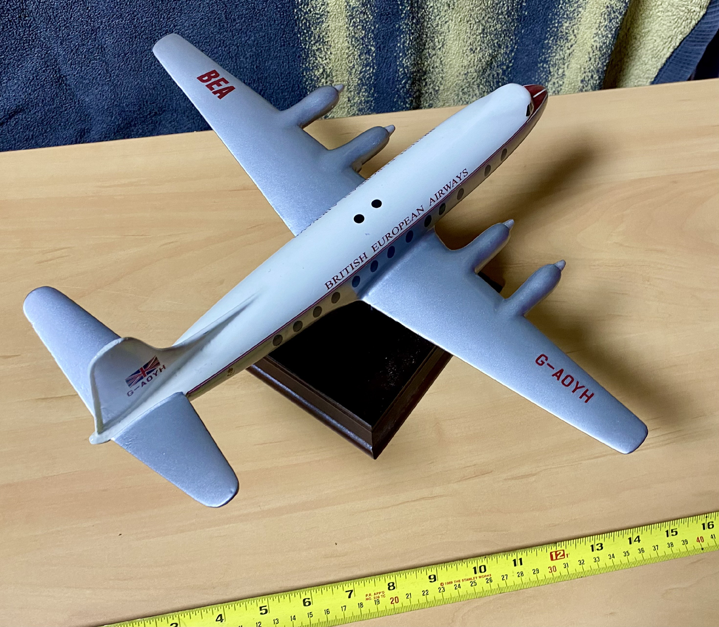 1/72 British European Airways Vicker Viscount model for sale