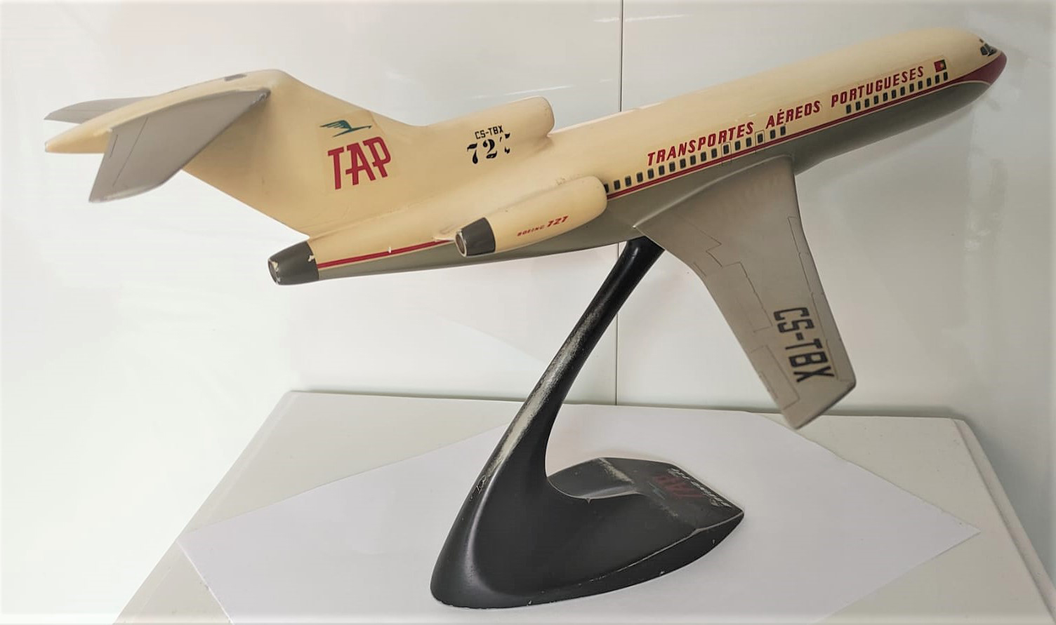 Verkuyl 1/100 TAP Boeing 727-100 model for sale