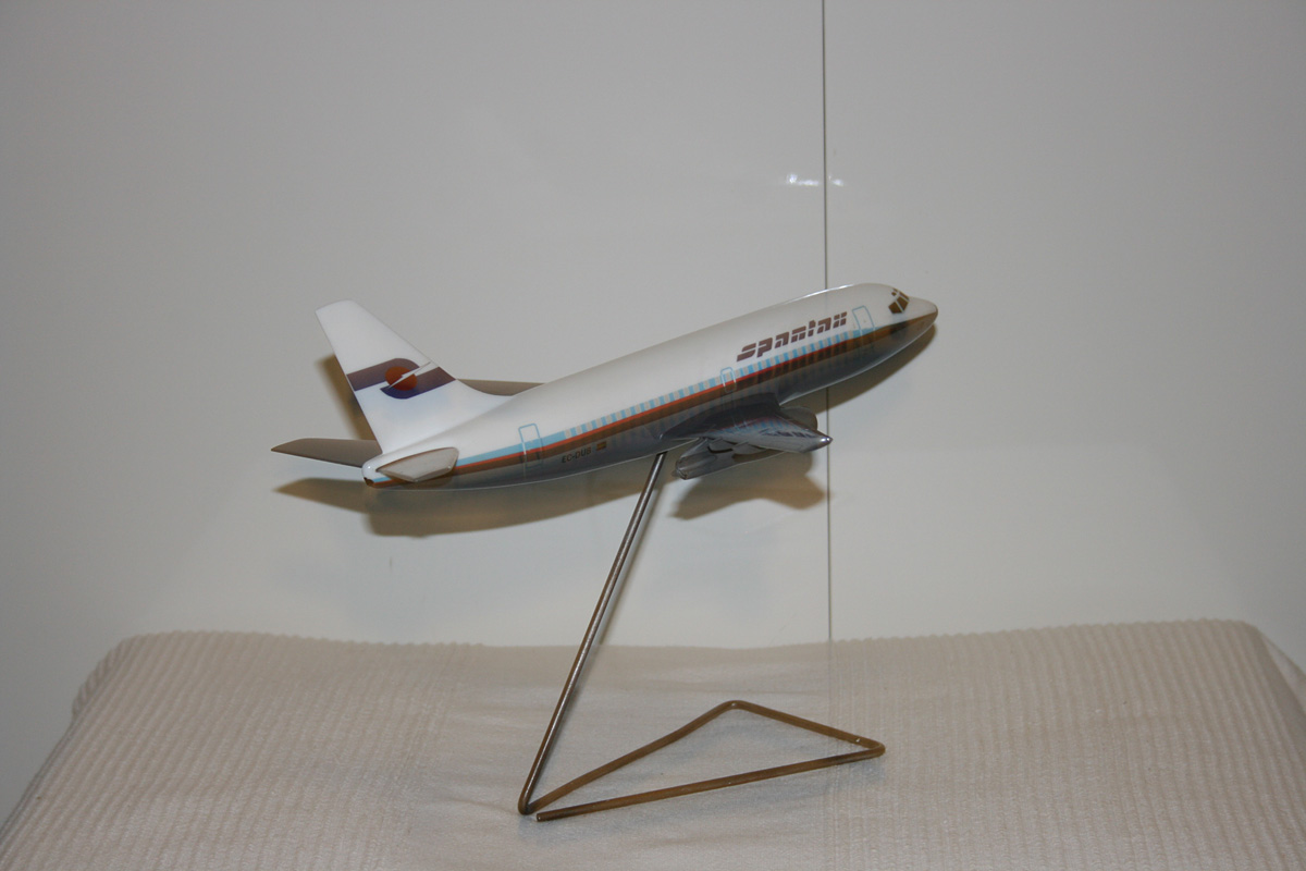 Airplast 1/100 Spantax Boeing 737-200