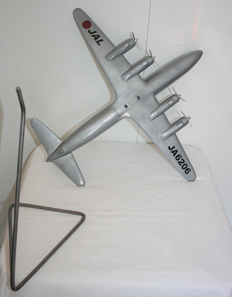 Raise Up 1/100 Japan Air Lines Douglas DC-6B restored model