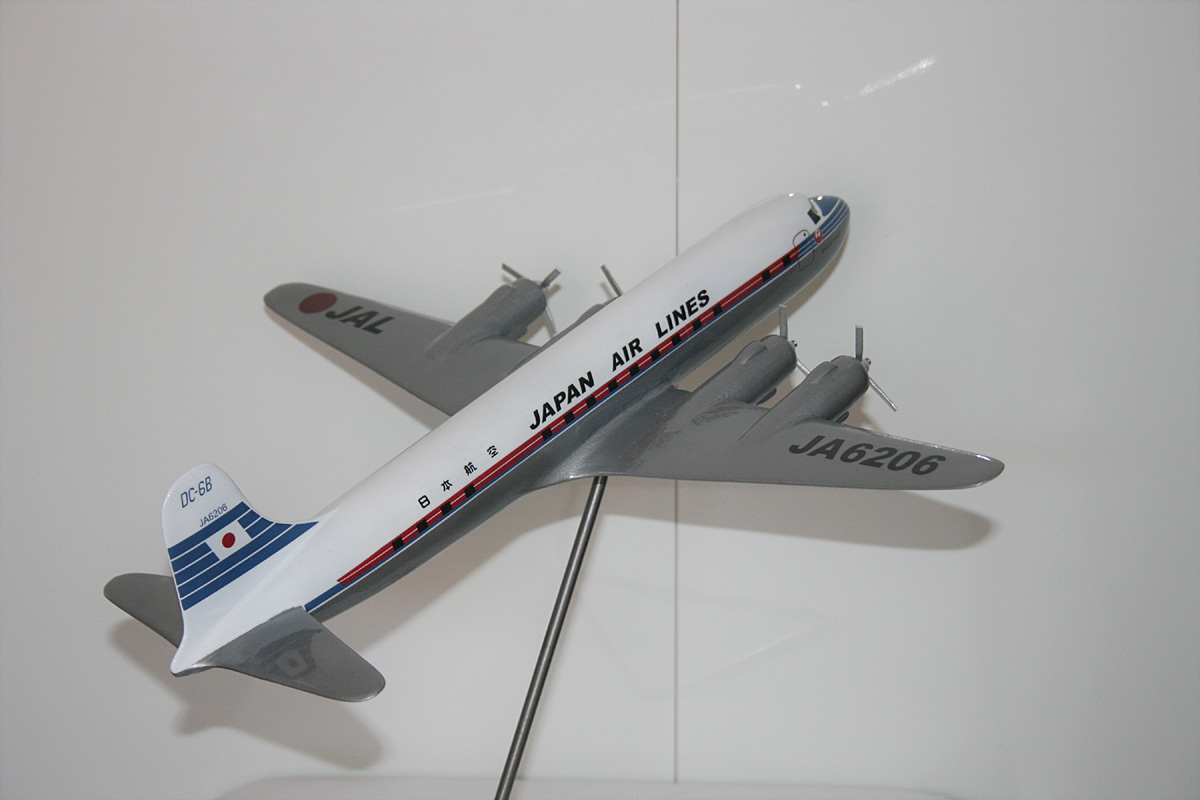 Raise Up 1/100 Japan Air Lines Douglas DC-6B restored model