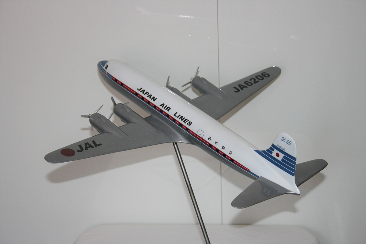 Raise Up 1/100 Japan Air Lines Douglas DC-6B restored model