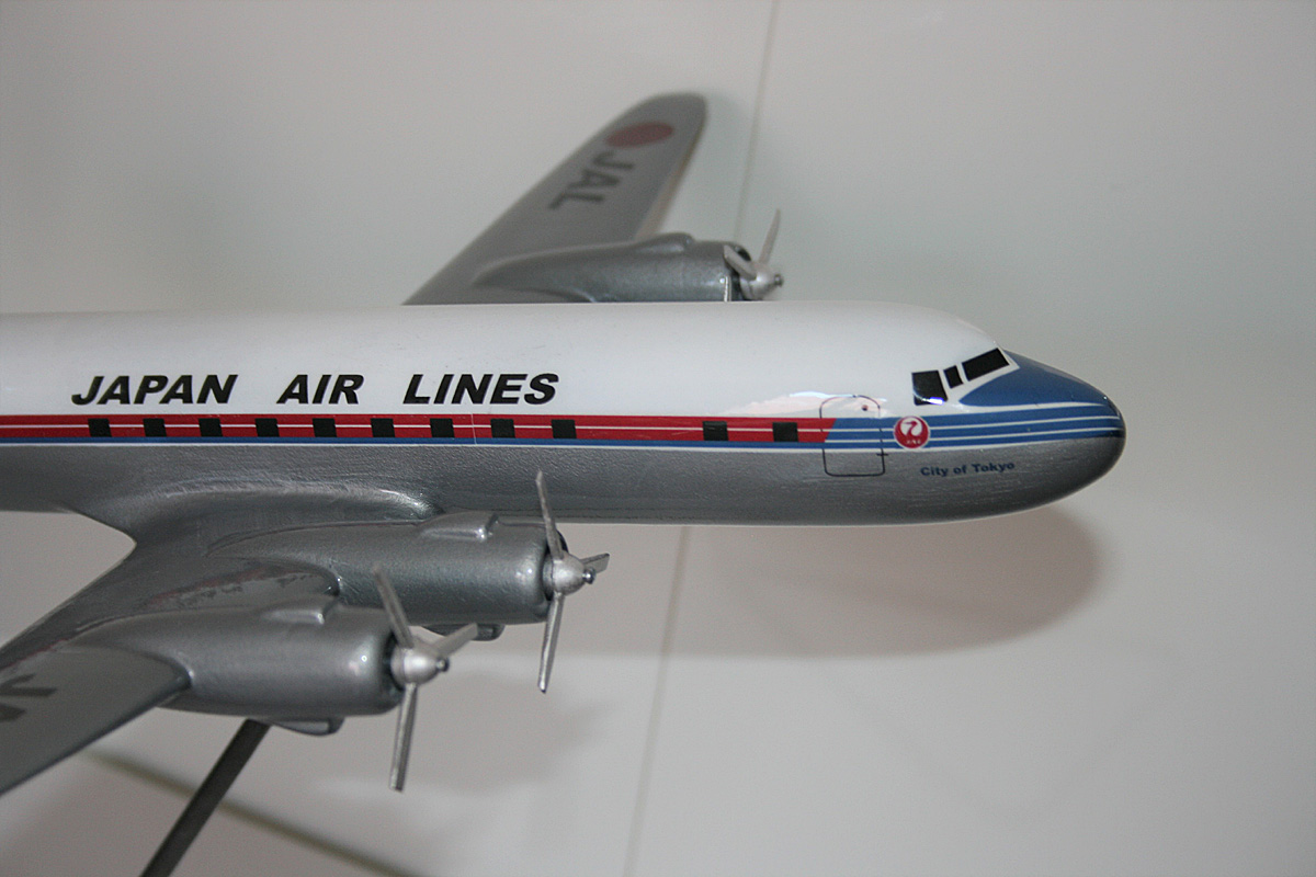 Raise Up 1/100 Japan Air Lines Douglas DC-6B restored model