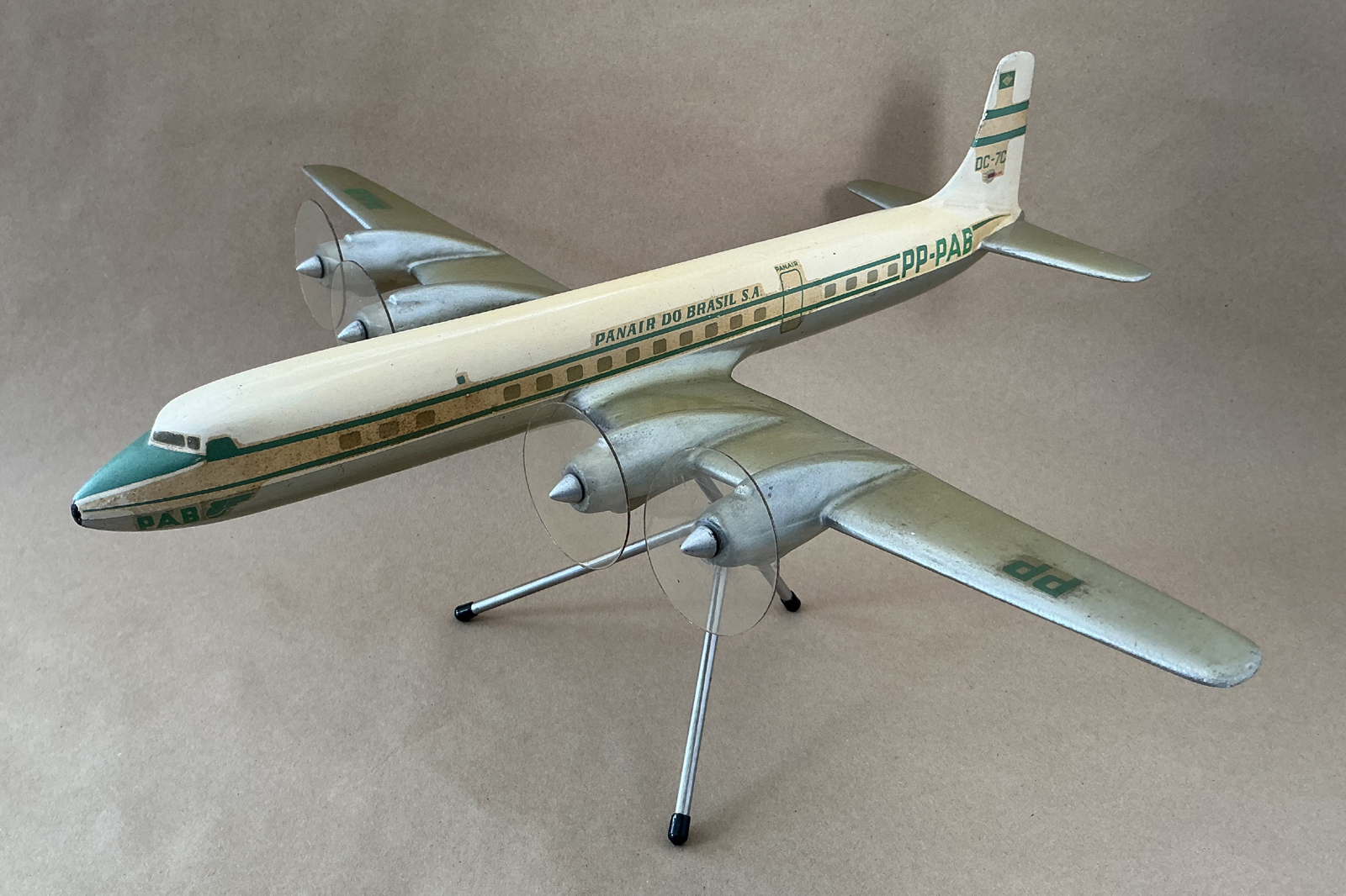 1/100 Panair Do Brasil Douglas DC-7C model for sale