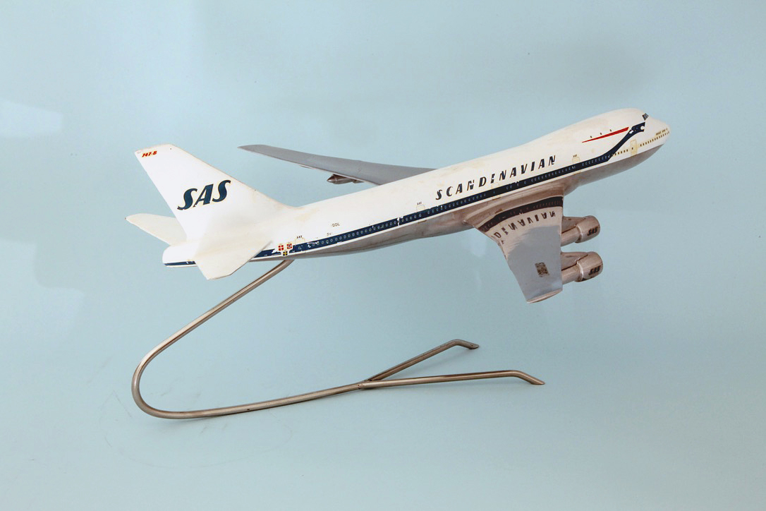 Fermo 1/100 SAS Boeing 747 model for sale